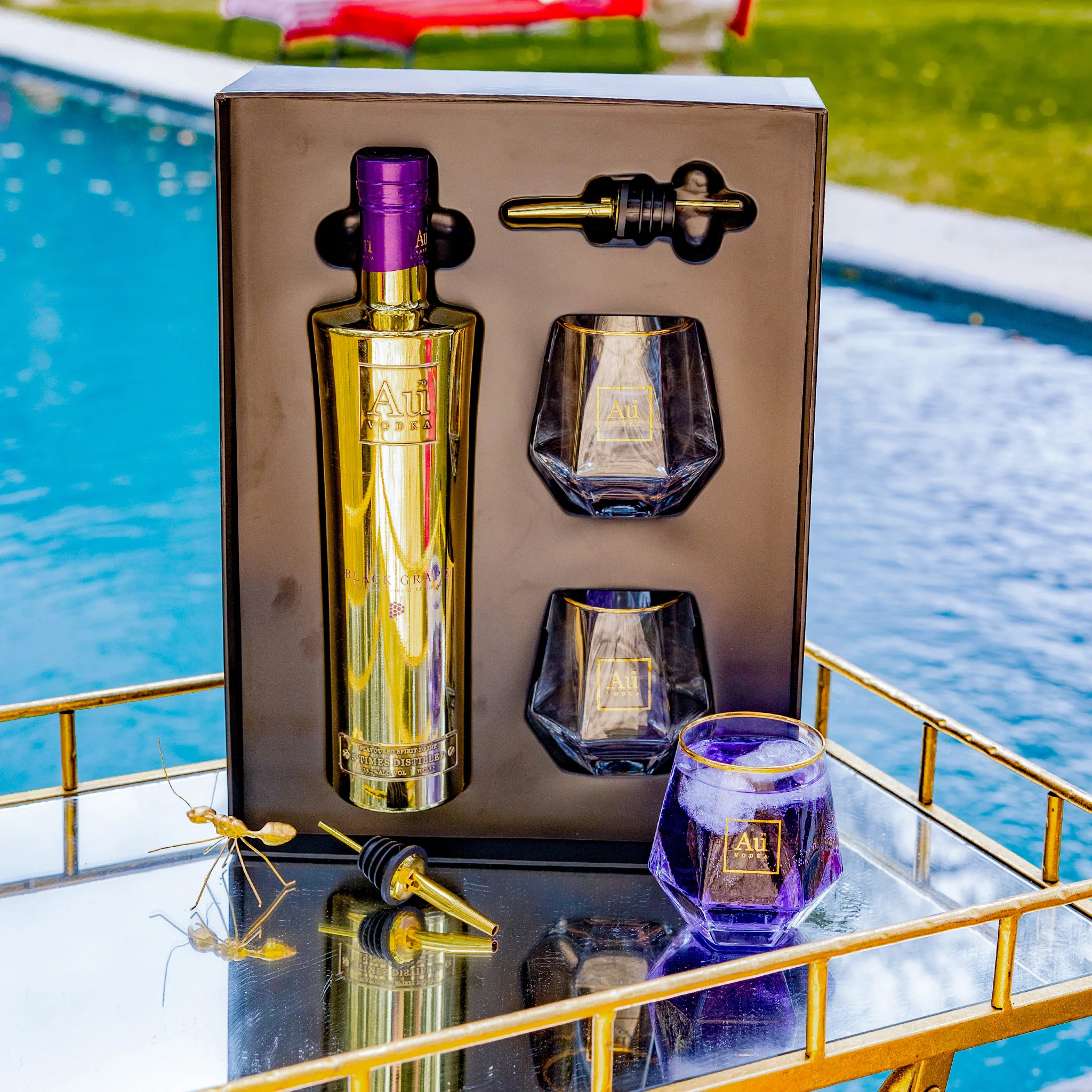 Au Vodka Gift Pack - Image 4