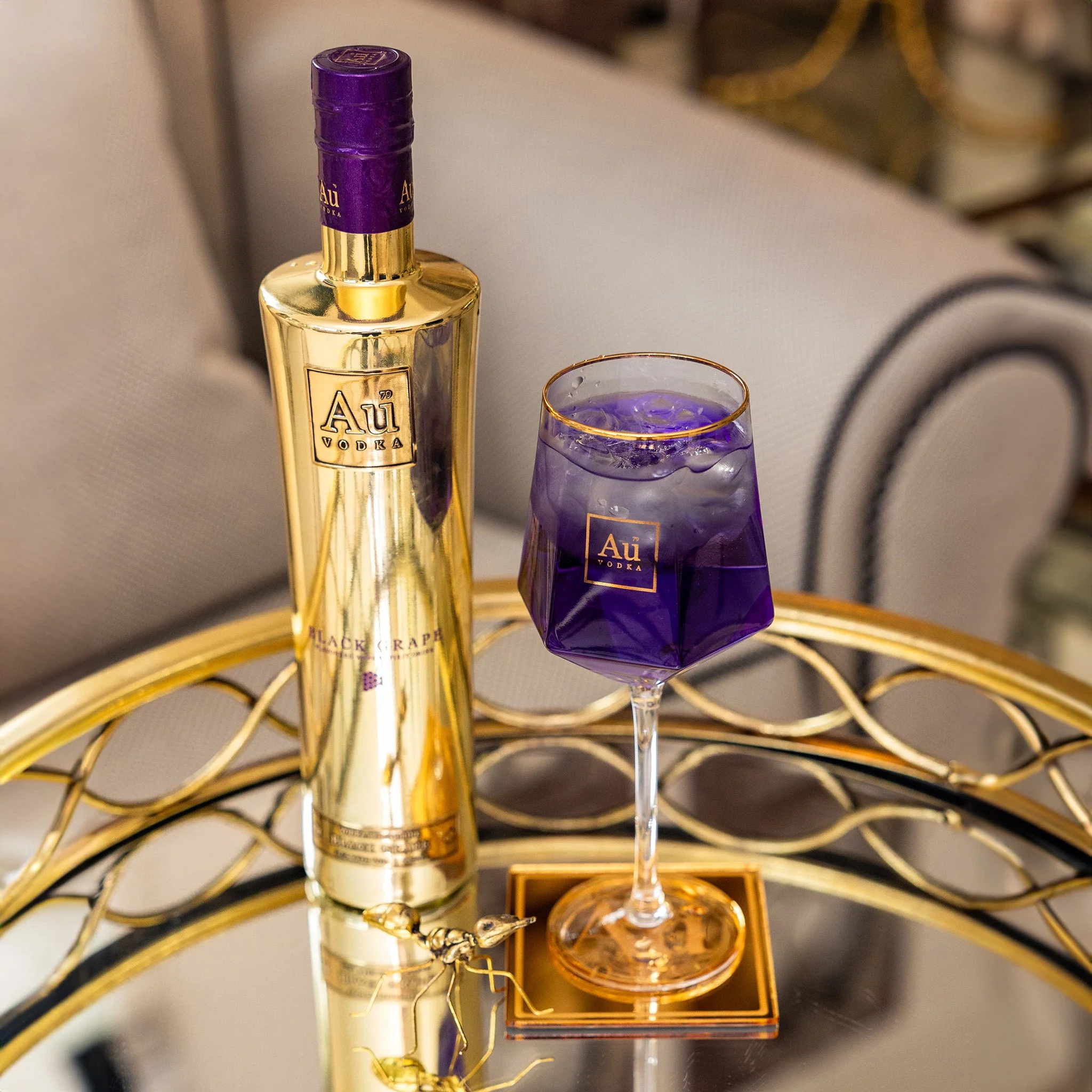 Au Vodka Long Stem Diamond Cut Glass - Image 11